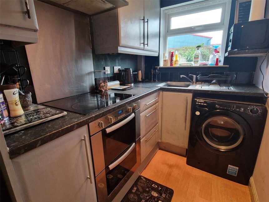 3 bedroom Mid Terrace House for sale, High Street, Atherton, M46 £130,000