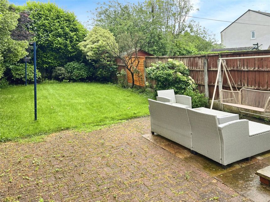 3 bedroom Semi Detached House for sale, Hirst Avenue, Worsley, M28 £200,000