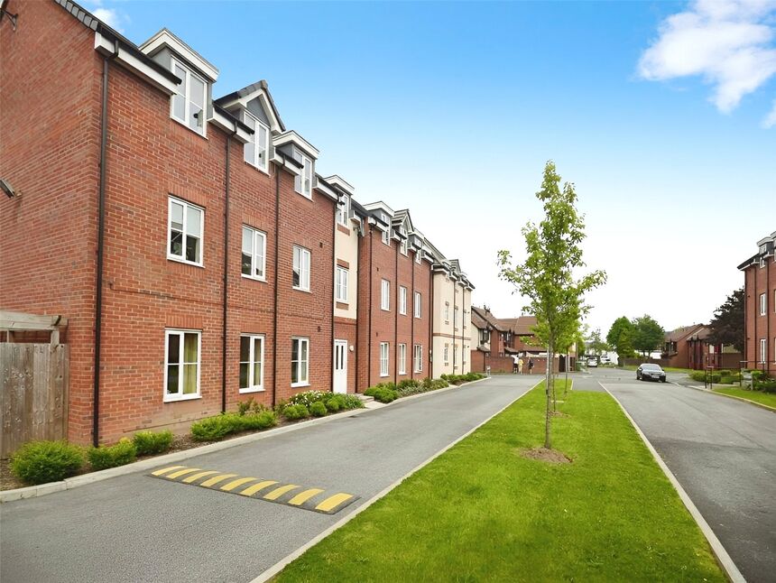 Main image of 2 bedroom Flat for sale, Topp Street, Farnworth, Greater Manchester, BL4