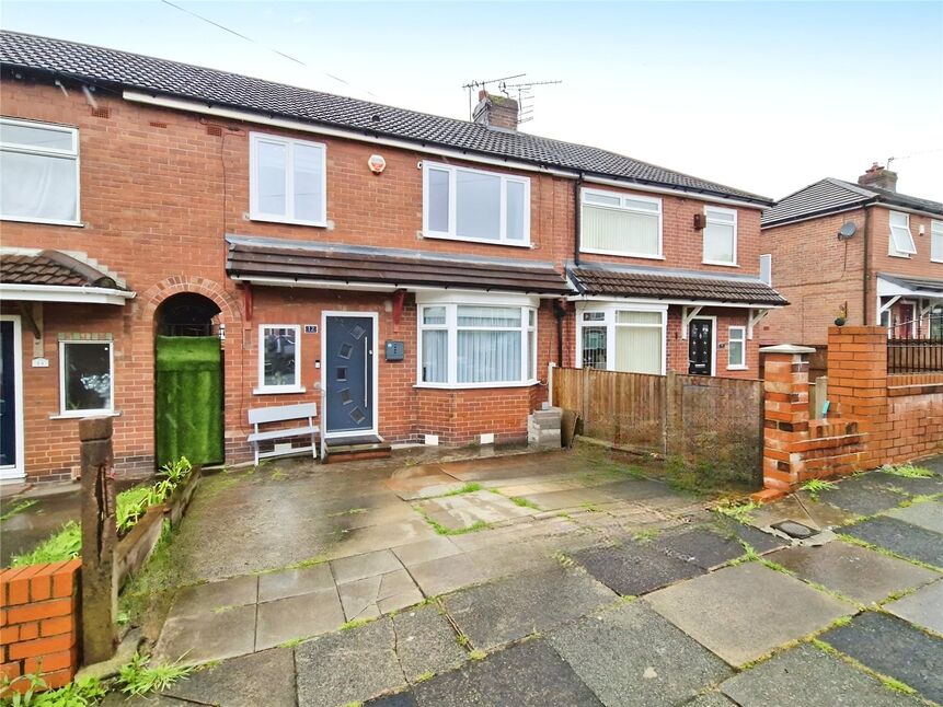 3 bedroom Mid Terrace House for sale