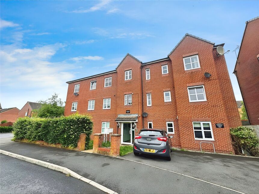 Main image of 2 bedroom  Flat for sale, Thorncroft Avenue, Astley, Manchester, M29