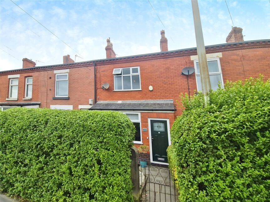 2 bedroom Mid Terrace House for sale