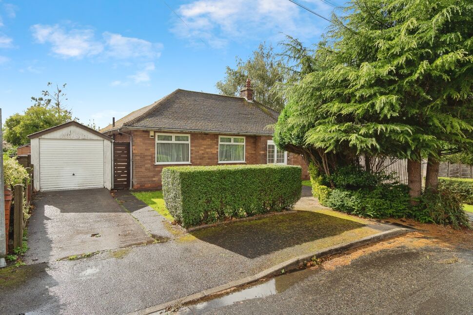 Main image of 4 bedroom Detached Bungalow for sale, Springclough Avenue, Worsley, Greater Manchester, M28