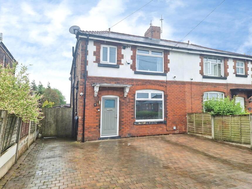 Main image of 3 bedroom Semi Detached House for sale, Armitage Avenue, Little Hulton, Greater Manchester, M38