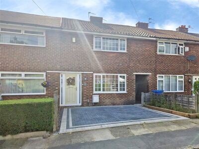 2 bedroom Mid Terrace House for sale