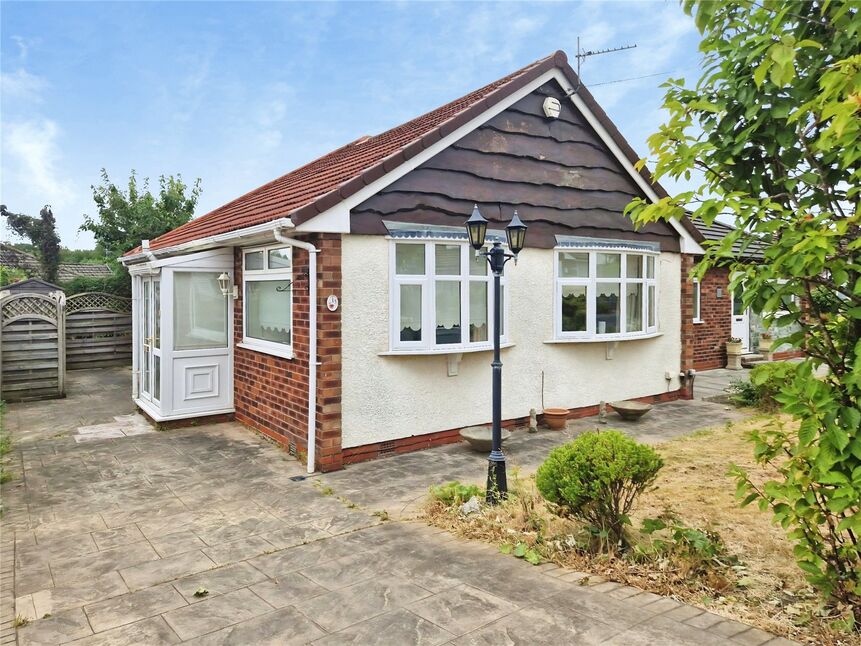 Main image of 2 bedroom Semi Detached Bungalow for sale, Chalfont Drive, Worsley, Greater Manchester, M28