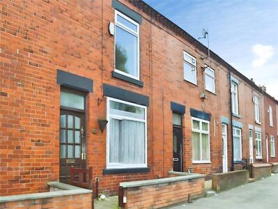 2 bedroom Mid Terrace House for sale