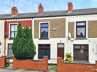 2 bedroom Mid Terrace House for sale