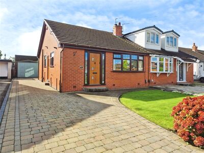 Everard Close, 2 bedroom Semi Detached Bungalow for sale, &pound;290,000