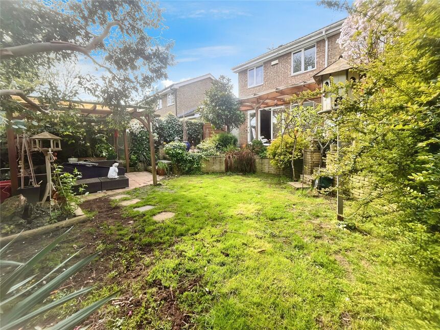 5 bedroom Detached House for sale, Celestine Close, Walderslade, ME5