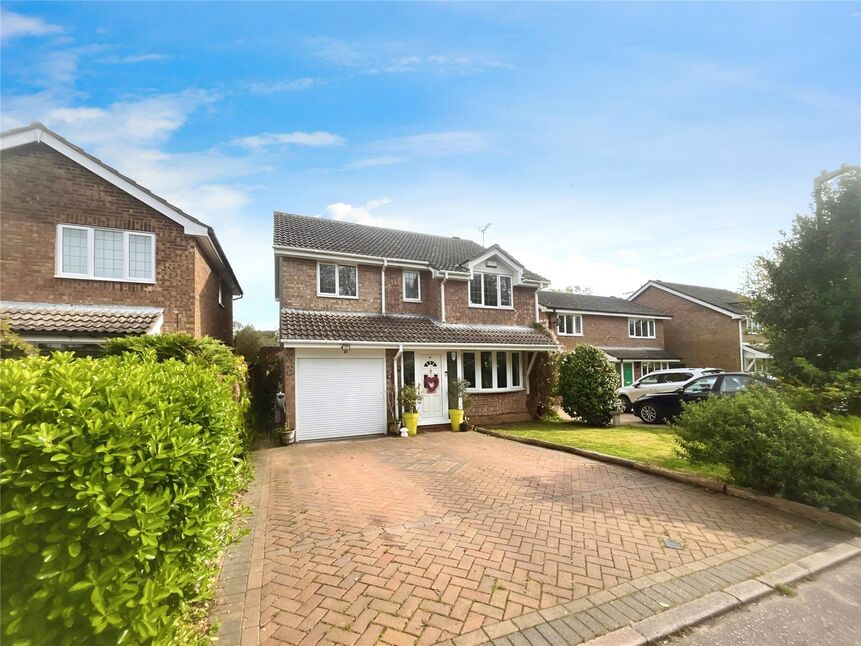 Main image of 5 bedroom Detached House for sale, Celestine Close, Walderslade, Kent, ME5