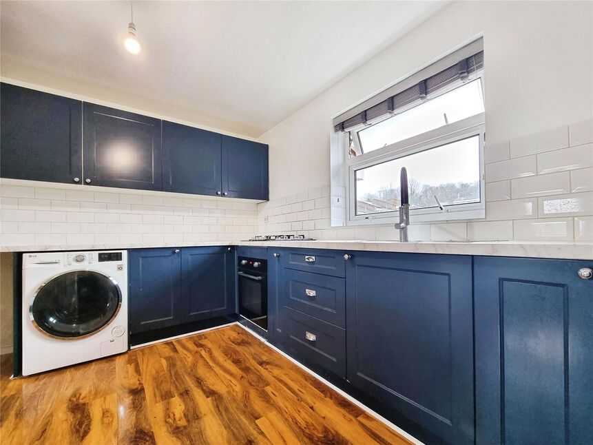 Main image of 1 bedroom Flat to rent, Somerset Close, Chatham, Kent, ME5