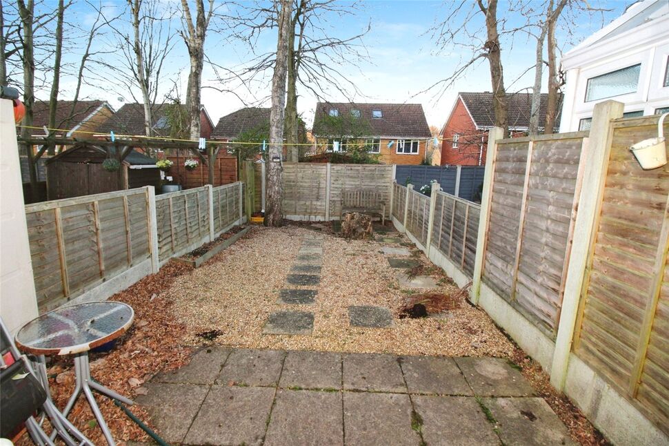 2 bedroom Mid Terrace House for sale, Wildfell Close, Walderslade, ME5