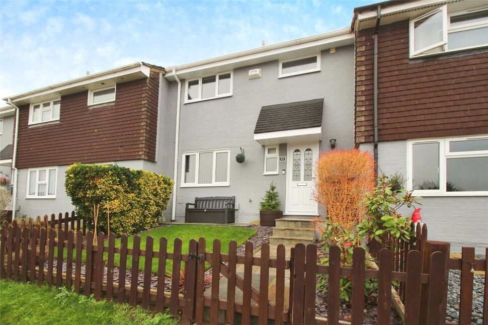 3 bedroom Mid Terrace House for sale, Defiant Close, Walderslade, ME5