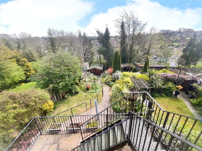 2 bedroom Semi Detached House for sale, Sussex Drive, Walderslade, ME5 £375,000