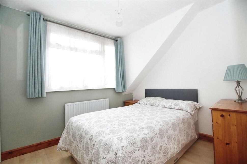 4 bedroom Semi Detached House for sale, Winchester Avenue, Walderslade, ME5 £360,000