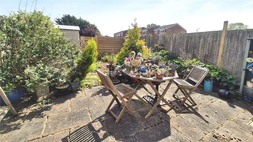 Garden to the rear