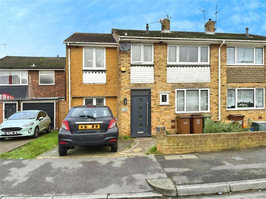 Main image of 4 bedroom Semi Detached House for sale, Harptree Drive, Chatham, Kent, ME5