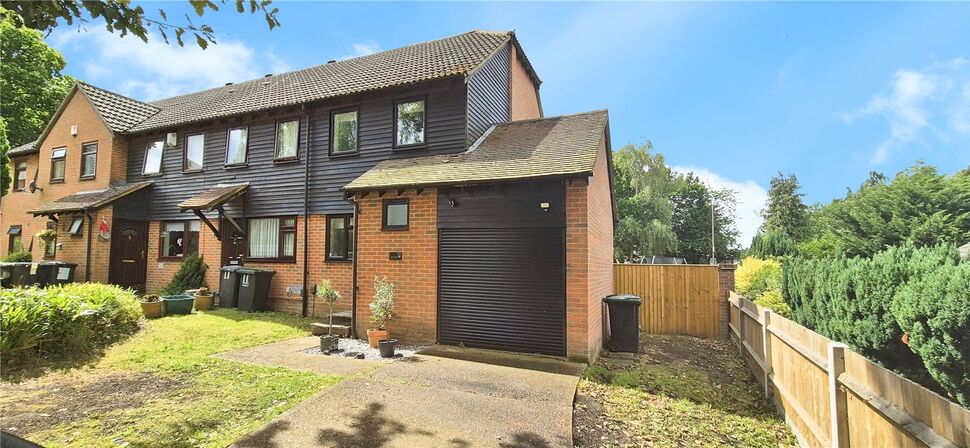 2 bedroom End Terrace House for sale