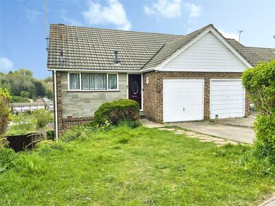 Sundridge Drive, 3 bedroom Semi Detached House for sale, &pound;300,000
