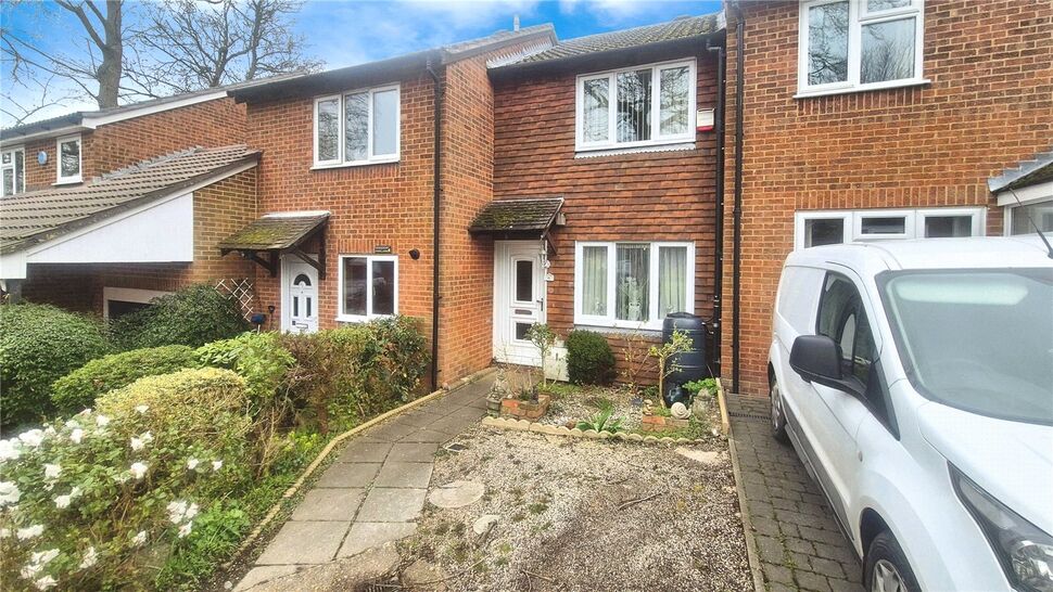 2 bedroom Mid Terrace House for sale