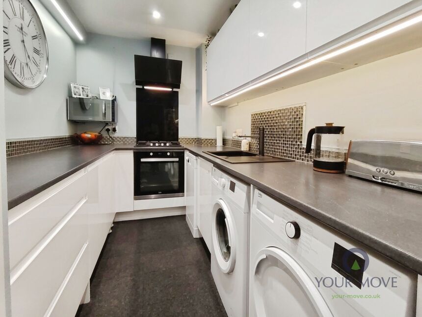 Main image of 1 bedroom Flat for sale, Edward Court, Capstone Road, Kent, ME5