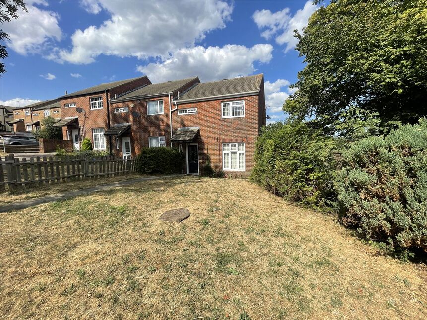 Main image of 3 bedroom End Terrace House for sale, Ryde Close, Chatham, Kent, ME5