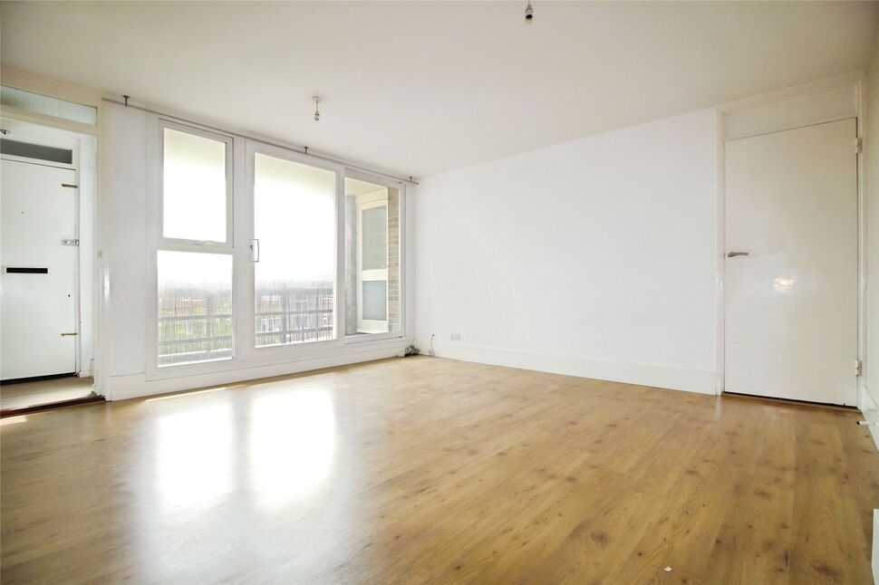 Main image of 2 bedroom Flat to rent, Flat 22 Compton Court Chidham Close, Havant, Hampshire, PO9