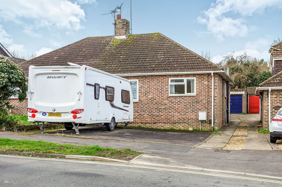 Main image of 2 bedroom Semi Detached Bungalow to rent, Brooklands Road, Havant, Hampshire, PO9