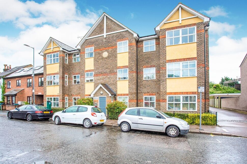 Main image of 2 bedroom  Flat to rent, Queens Road, Watford, WD17