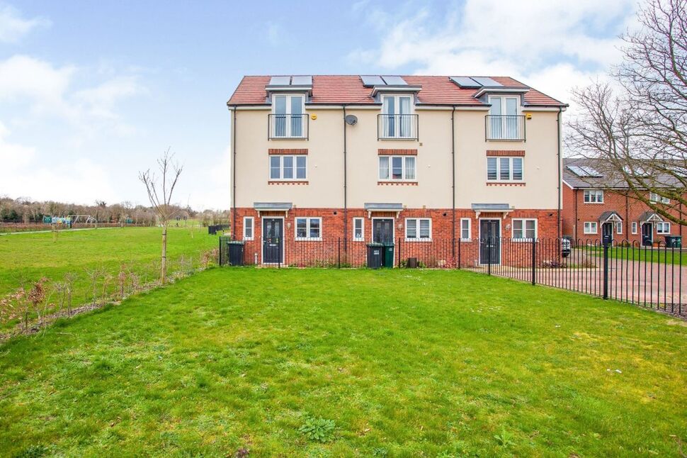 Main image of 3 bedroom Semi Detached House to rent, Cunningham Way, Leavesden, Watford, WD25
