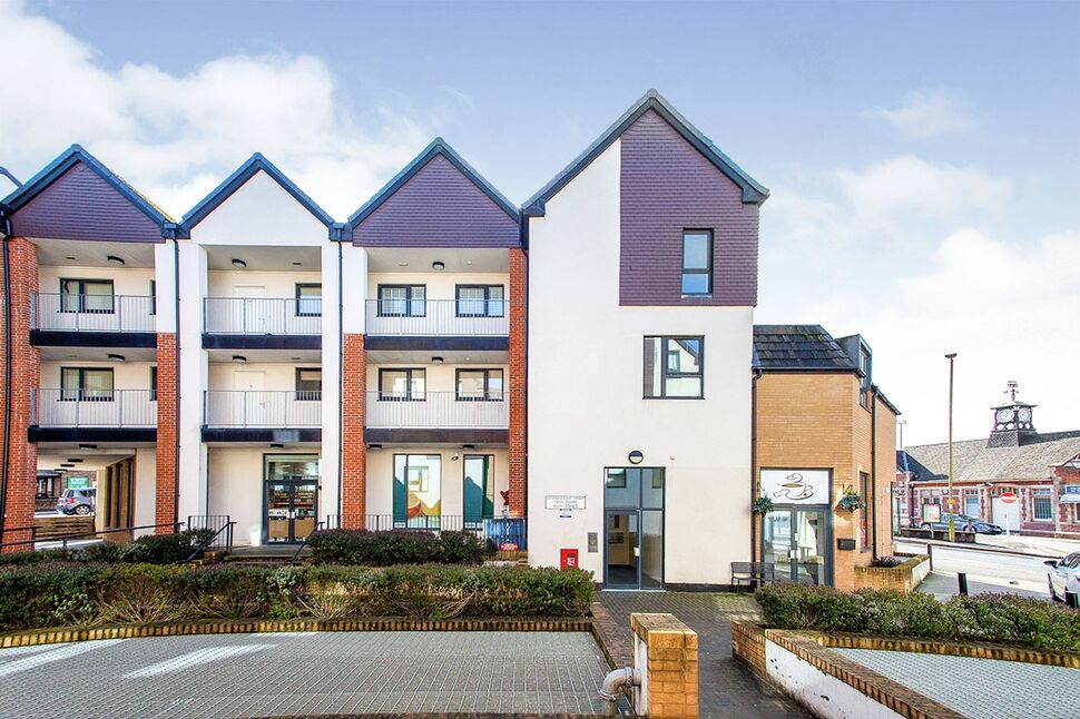 Main image of 2 bedroom Flat to rent, Owen Square, Watford, WD19