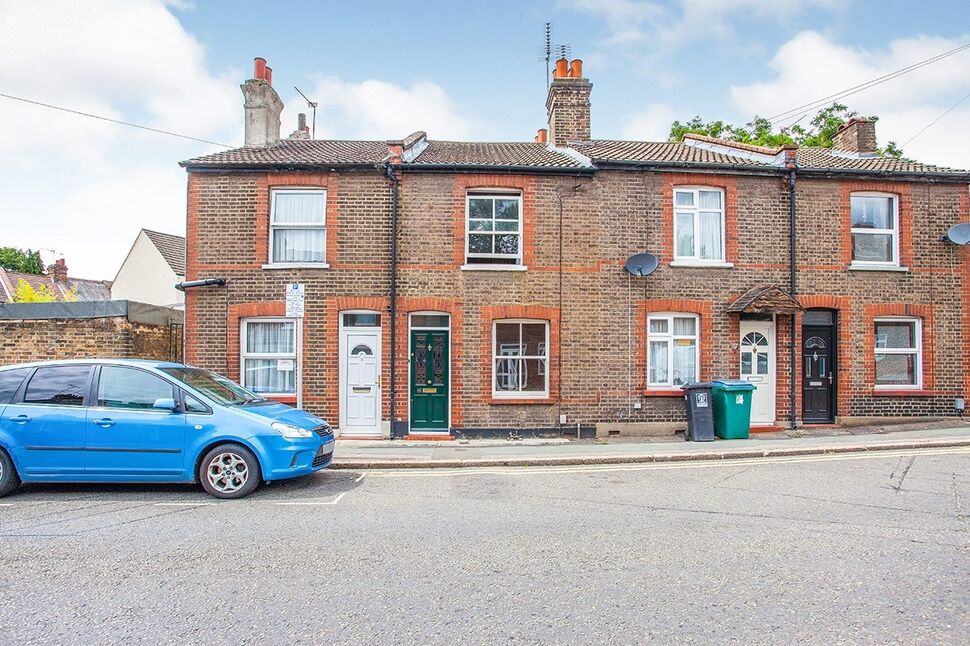 Main image of 2 bedroom Mid Terrace House to rent, Cardiff Road, Watford, WD18