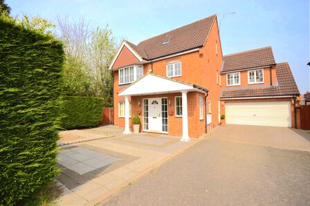 Wheatley Drive, 5 bedroom Detached House to rent, &pound;3,500 pcm