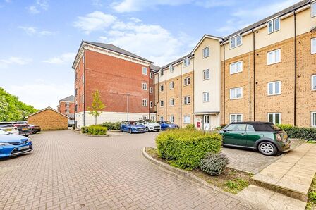 Baxter Road, 2 bedroom  Flat to rent, £1,650 pcm