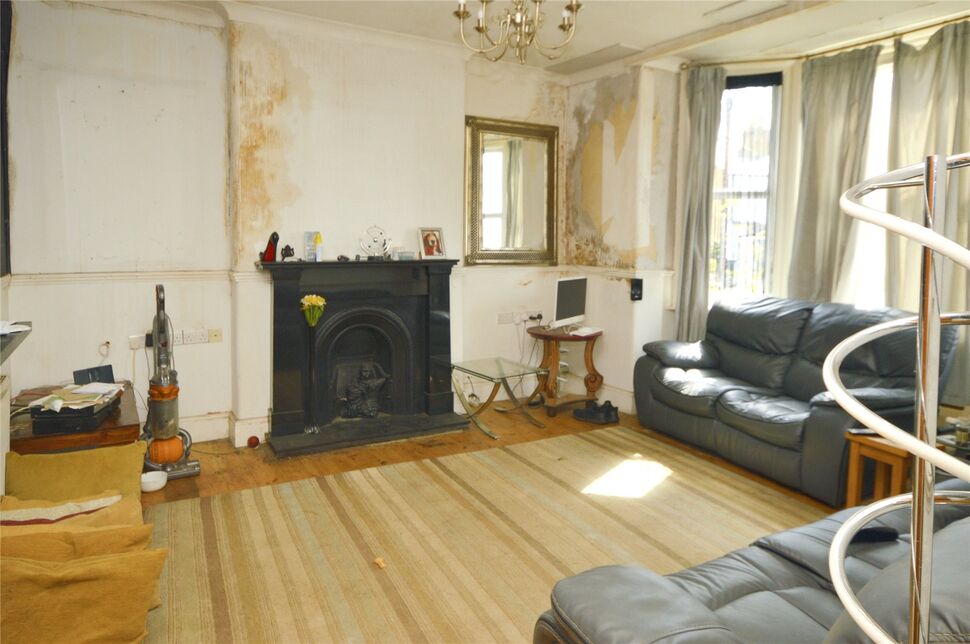 3 bedroom Semi Detached House for sale, Marlin Square, Abbots Langley