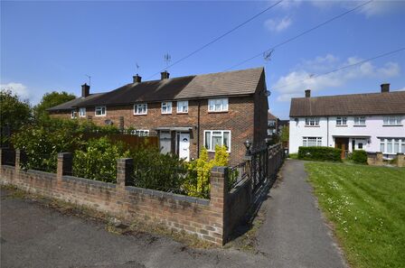 Knebworth Path, 3 bedroom End Terrace House for sale, £450,000