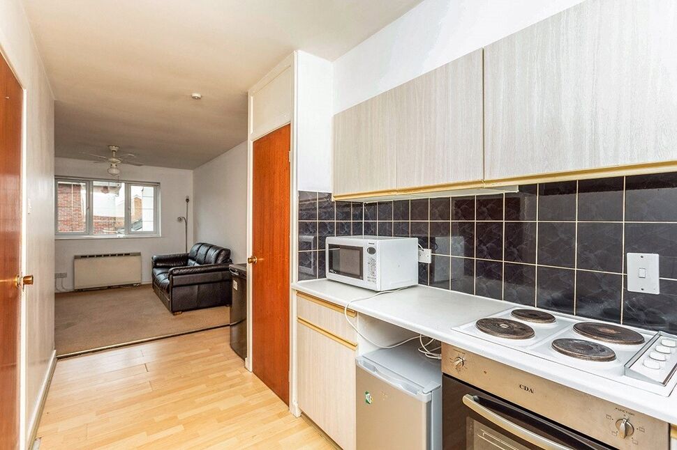 Main image of 1 bedroom Flat to rent, Exchange Road, Watford, Hertfordshire, WD18
