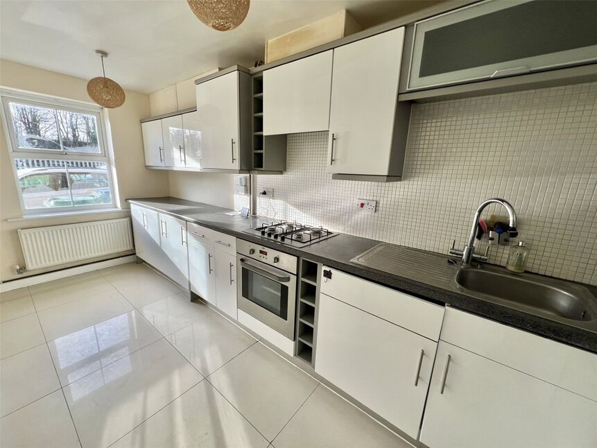 Main image of 4 bedroom  House to rent, The Meadows, Watford, Hertfordshire, WD25