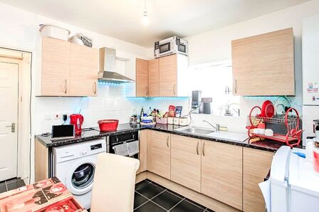 1 bedroom  Flat to rent