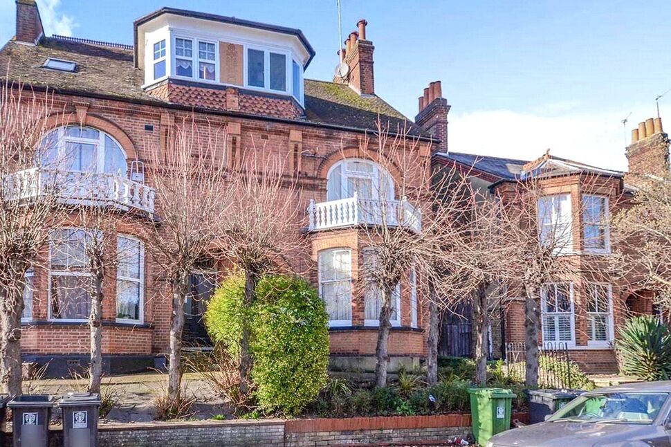 Main image of 1 bedroom Room to rent, Grosvenor Road, Watford, Hertfordshire, WD17