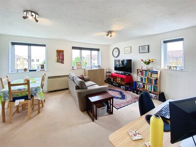 2 bedroom  Flat for sale