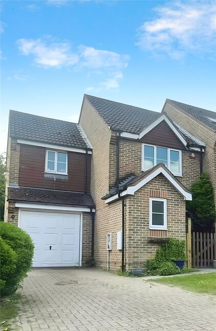 Main image of 4 bedroom End Terrace House for sale, Harriet Walker Way, Rickmansworth, Hertfordshire, WD3
