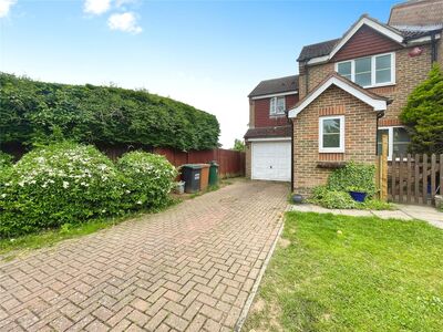 4 bedroom End Terrace House for sale