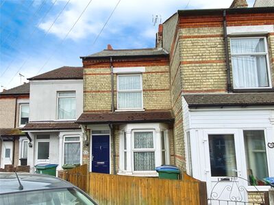 2 bedroom Mid Terrace House for sale