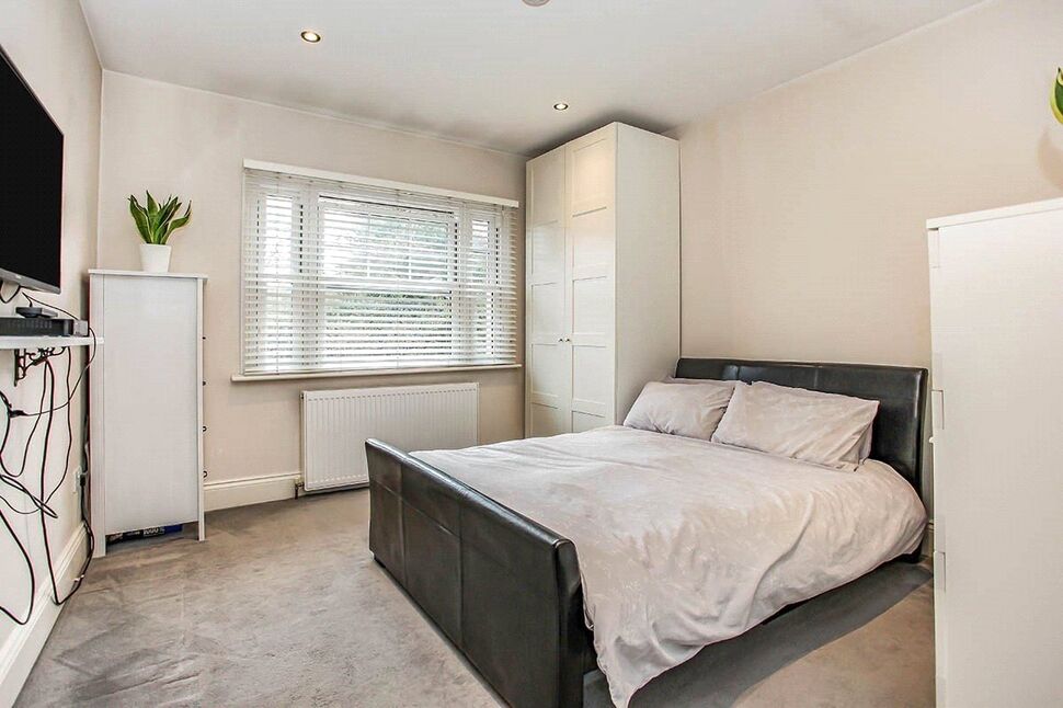 Main image of Room to rent, Water Lane, Watford, Hertfordshire, WD17