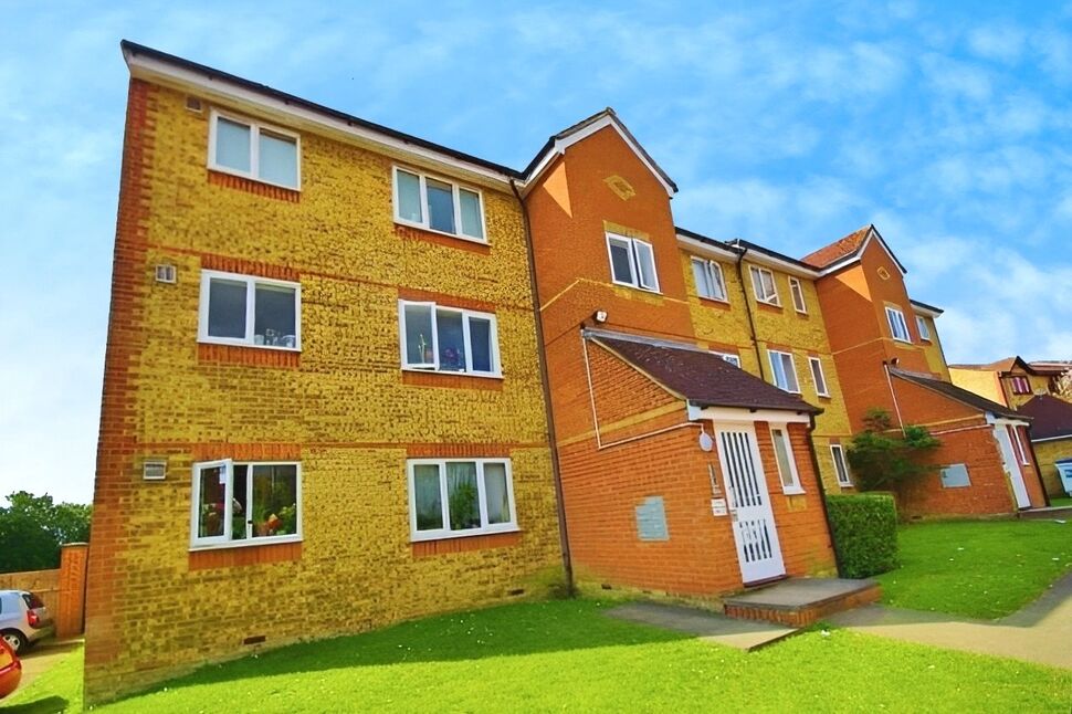 Main image of Flat for sale, Jersey House, Scammell Way, Hertfordshire,, WD18