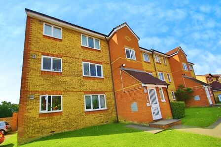  Flat for sale