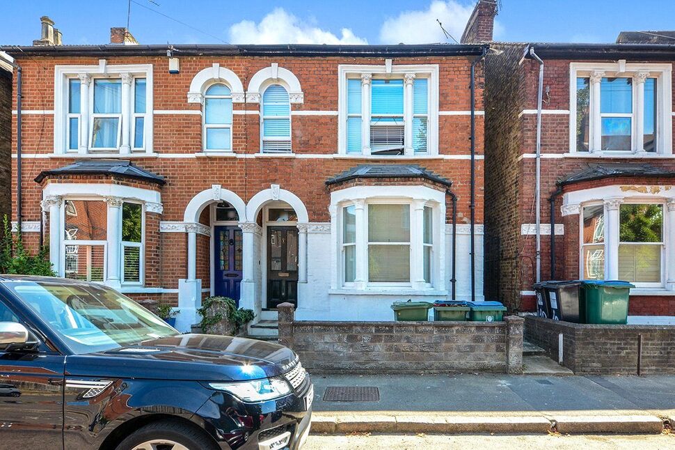 Main image of Room to rent, Grosvenor Road, Watford, Hertfordshire, WD17