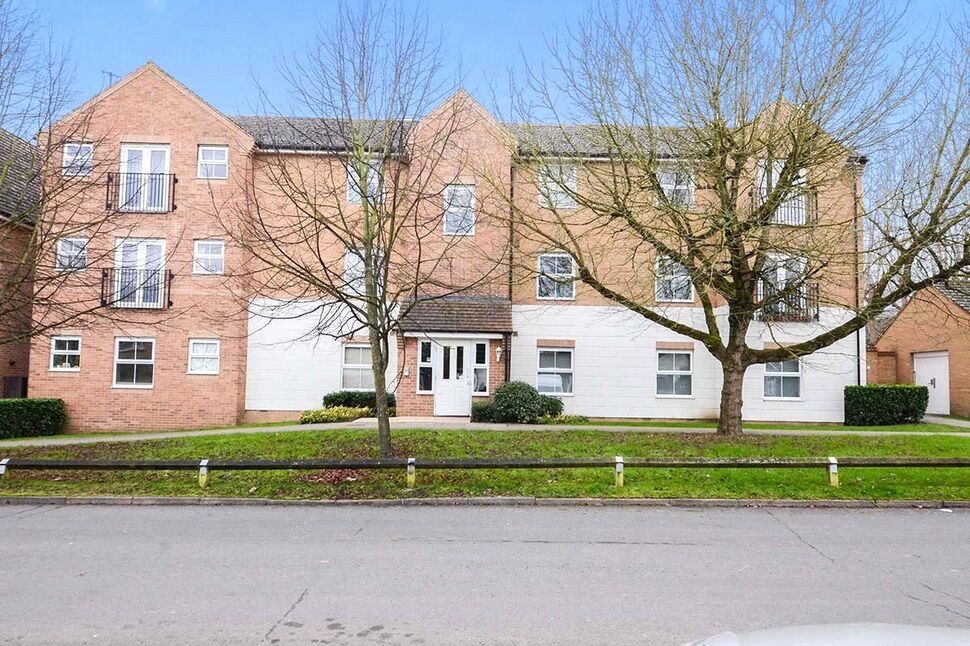 Main image of 2 bedroom Flat to rent, Harvest End, Watford, Hertfordshire, WD25
